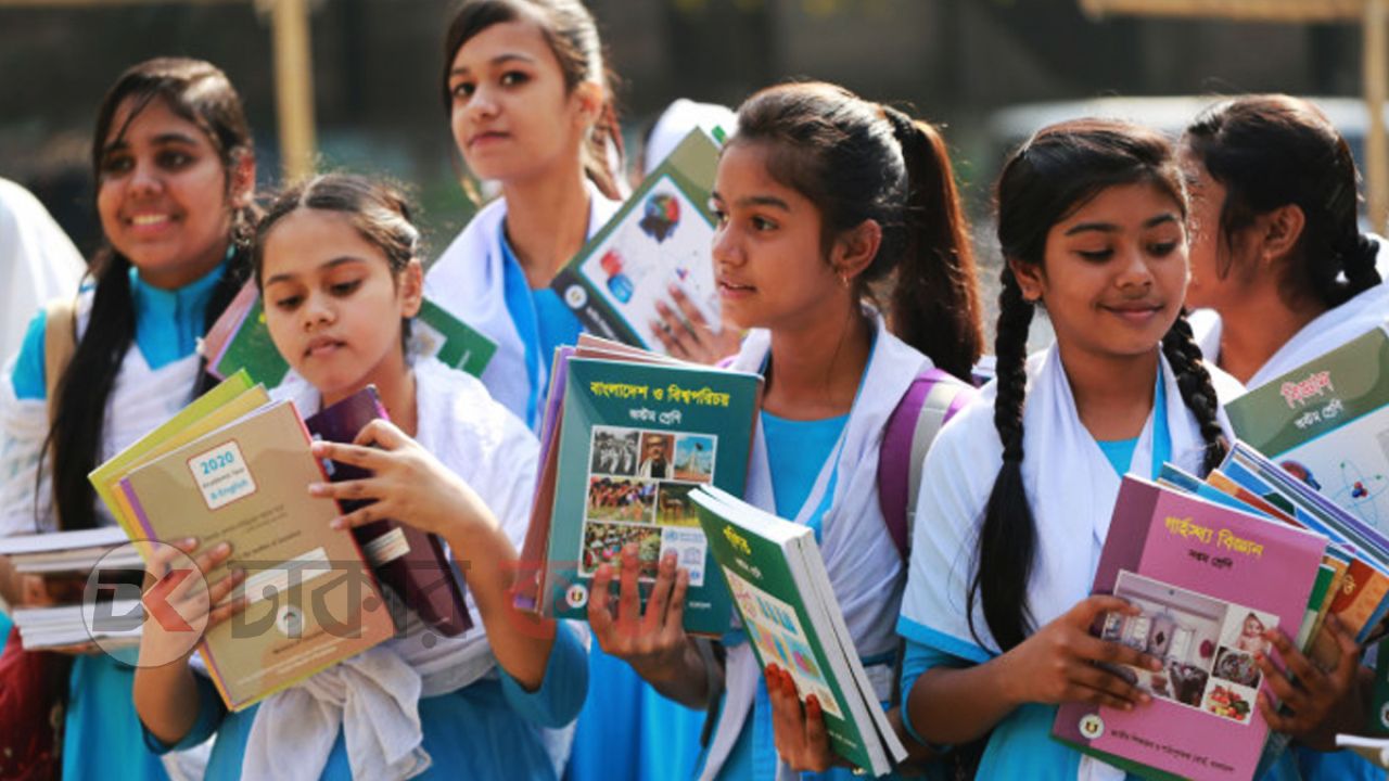 শিক্ষাবর্ষ শুরু, তবুও মেলেনি নতুন বই