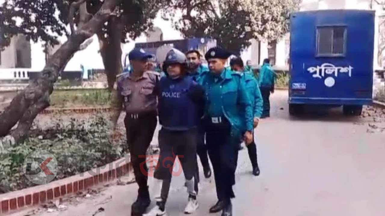 &lsquo;আমরা ইন্টারনেট বন্ধ করিনি&rsquo; বক্তব্যের ভিডিও মনোযোগ দিয়ে দেখলেন পলক