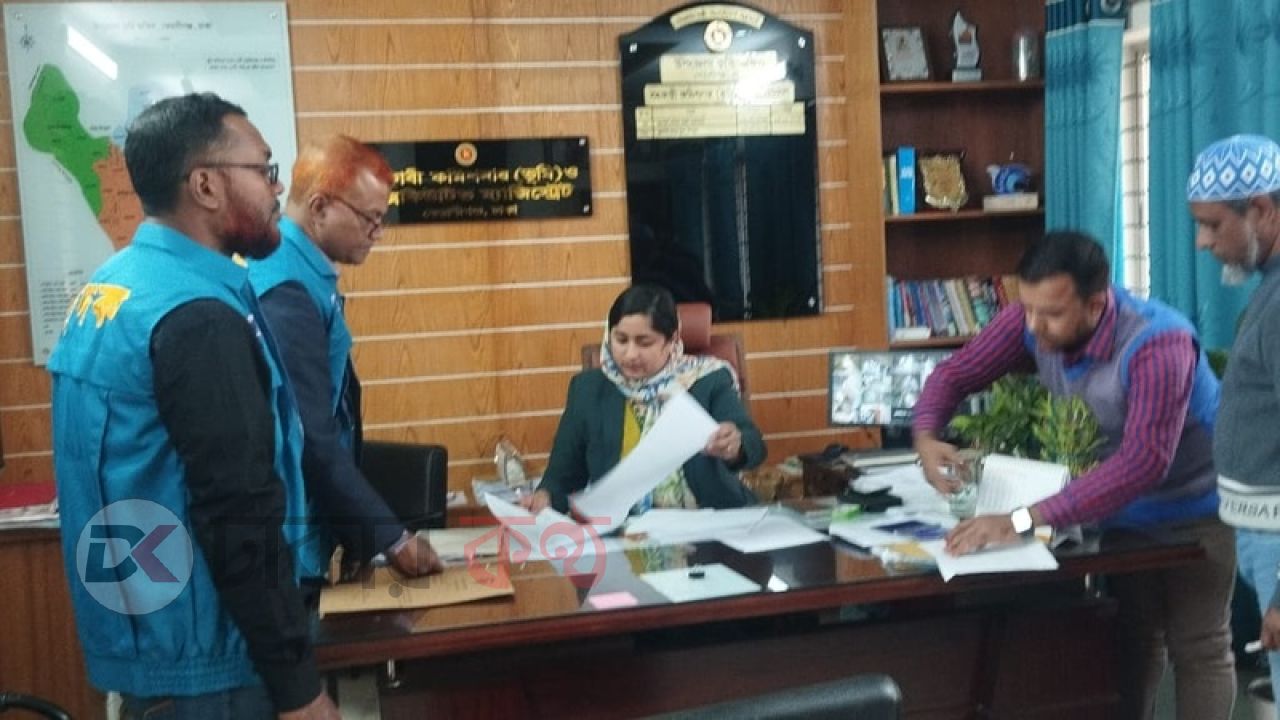 কেরানীগঞ্জ ভূমি অফিসে দুদকের সরেজমিন তদন্ত, অভিযোগের সত্যতা পাওয়া যায়নি