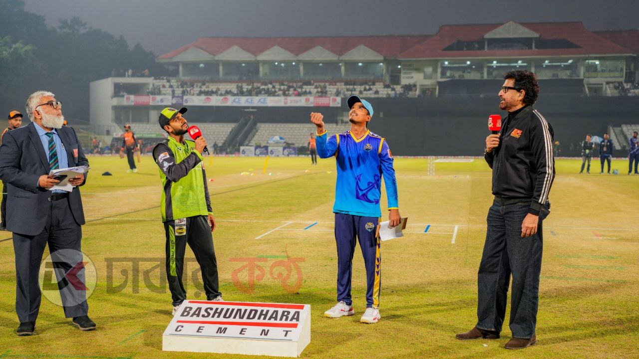 ক্রিকেটারদের বয়কট প্রত্যাহার, মাঠে ফিরছে বিপিএল