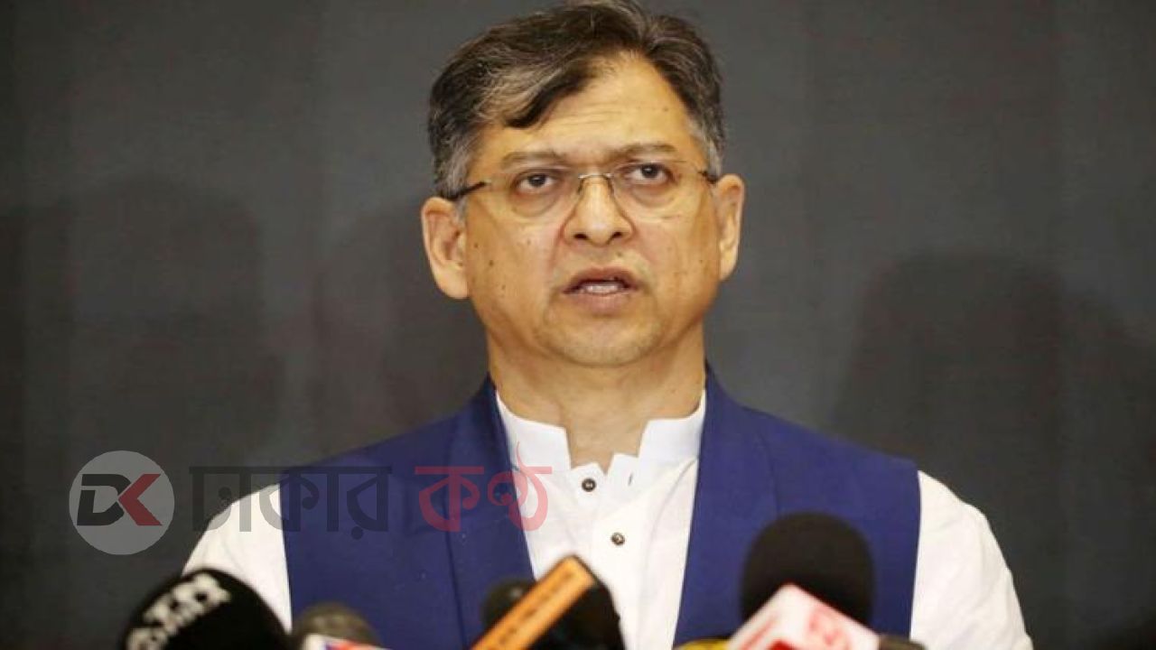 ইসি ও একটি দল নির্বাচনকে প্রশ্নবিদ্ধ করার সুযোগ খুঁজছে: সালাহউদ্দিন আহমদ