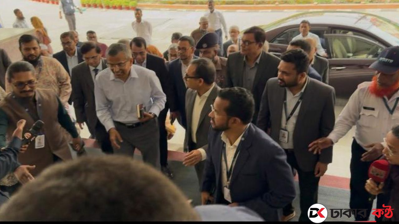 কথা নয়, কাজের মাধ্যমে সক্ষমতার প্রমাণ দিতে চান নতুন গভর্নর