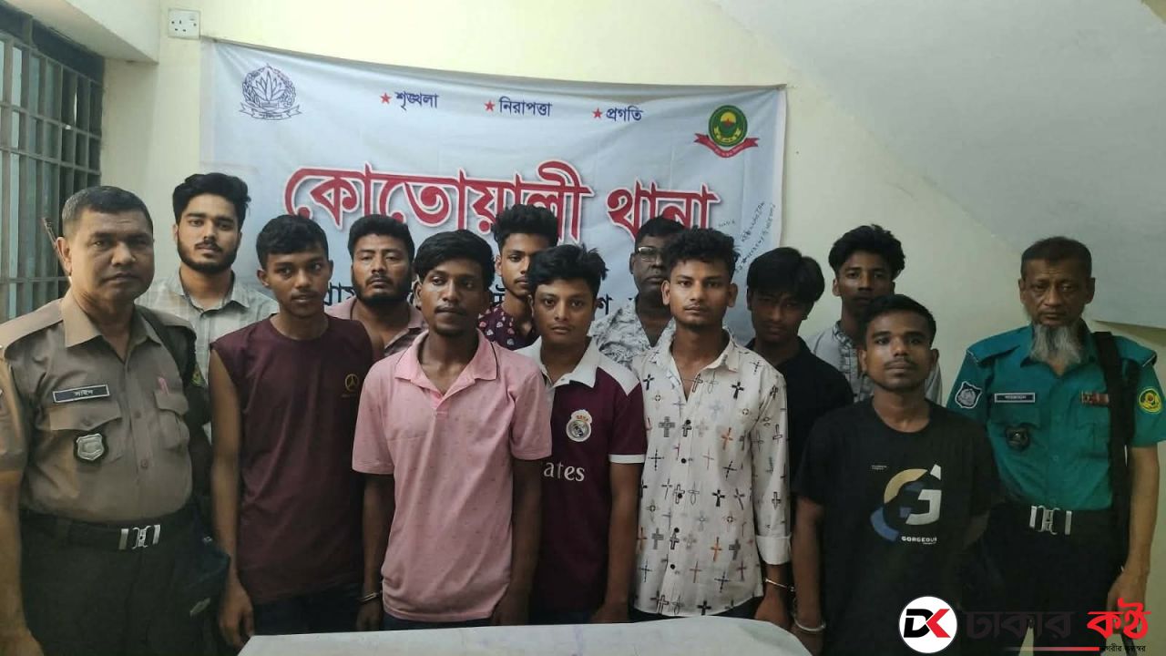 চট্টগ্রামে আ.লীগ-ছাত্রলীগের ঝটিকা মিছিল, গ্রেপ্তার ১২ জন