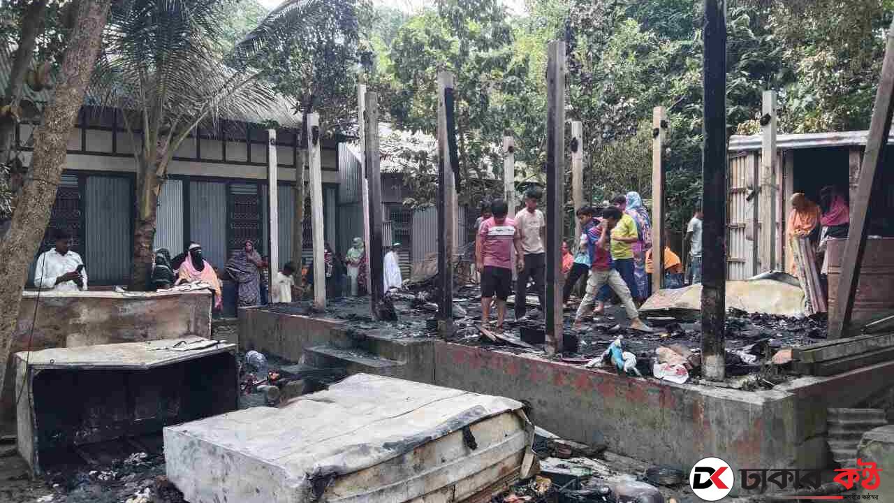 দোহারের বিলাসপুরে অগ্নিকাণ্ডে দম্পতির মৃত্যু, এলাকাজুড়ে শোকের ছায়া