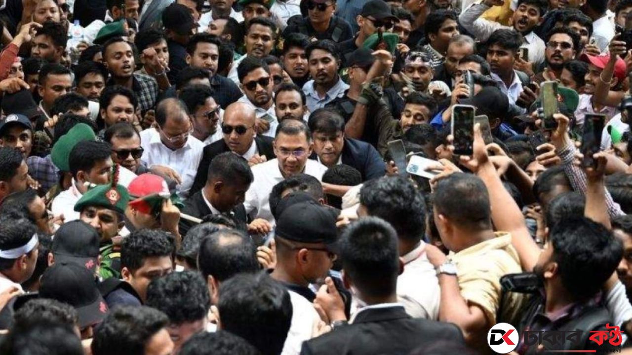 ঢাকা বিশ্ববিদ্যালয়ে তারেক রহমান, সিনেট ভবন থেকে হেটে সামাজিক বিজ্ঞান অনুষদে তারেক রহমান