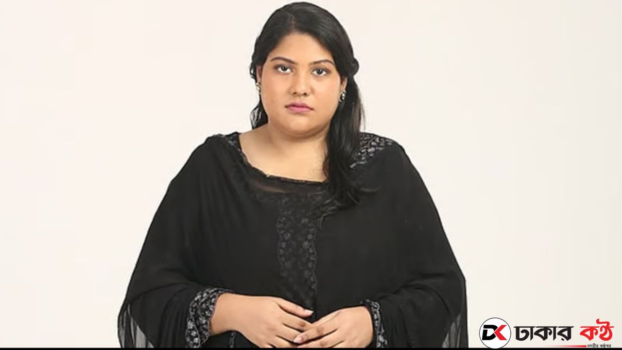 মারা গেছেন কারিনা কায়সার