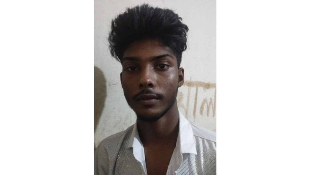 কেরানীগঞ্জে পান দোকানদার বাবুকে হত্যা মামলায় গ্রেপ্তার সিয়ামের দায় স্বীকার