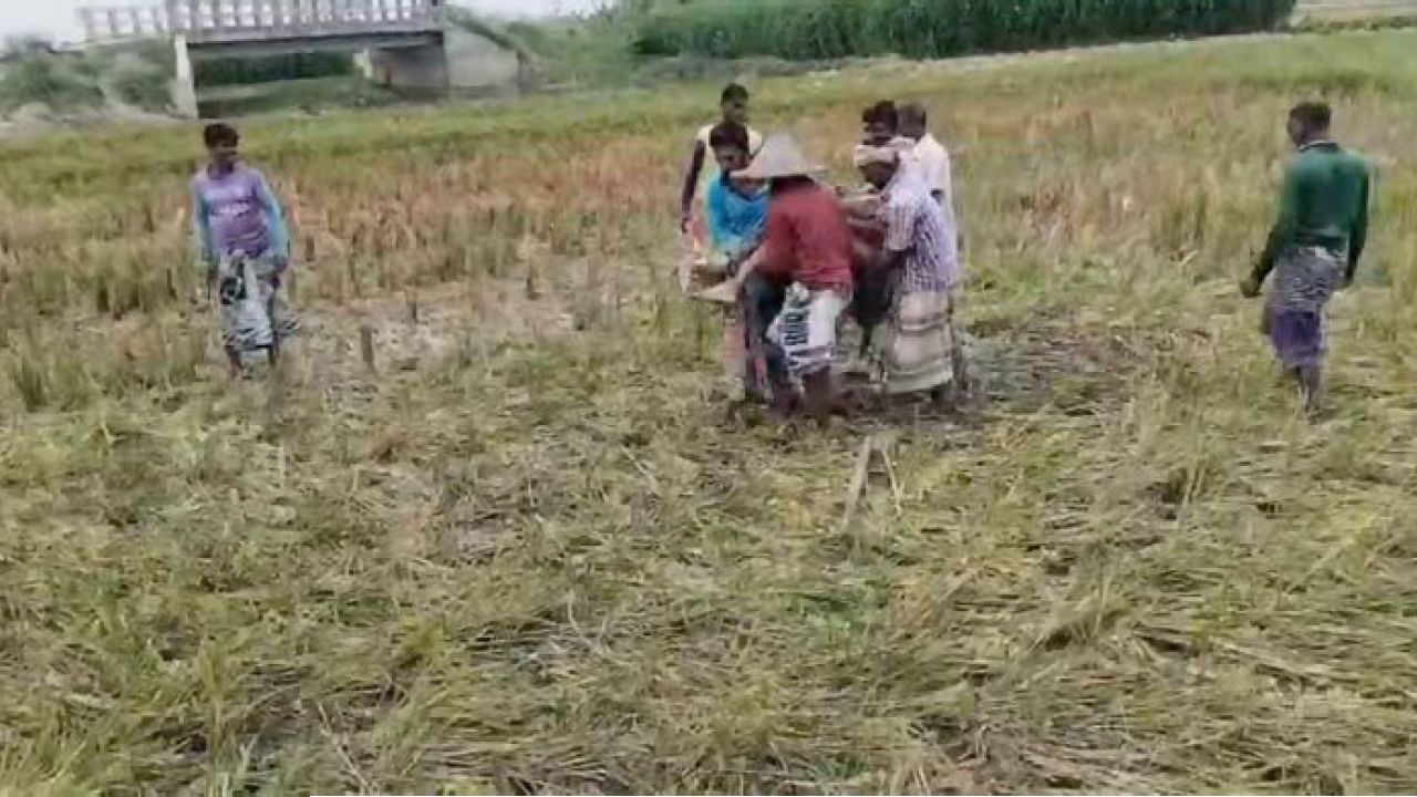 দু’পক্ষের সংঘর্ষে চাঁপাইনবাবগঞ্জে নিহত ১, আহত ১৫