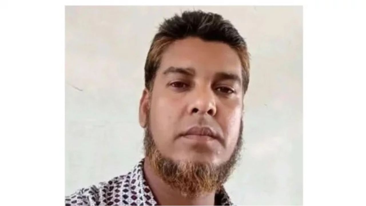 ঘরের কাজে নেমেই দুর্ঘটনা, বিদ্যুৎস্পৃষ্টে শিক্ষকের মৃত্যু