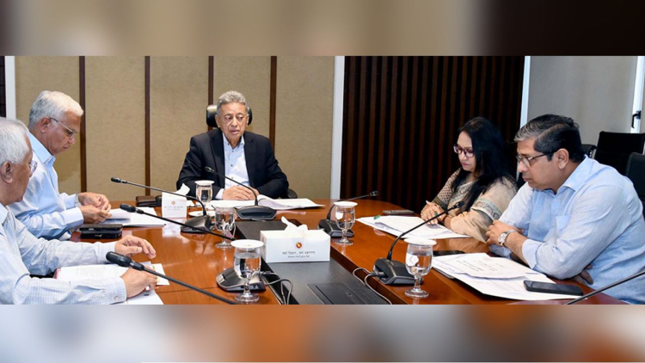 ফ্যামিলি কার্ডে কোনো দলীয় সম্পৃক্ততা থাকবে না: অর্থমন্ত্রী