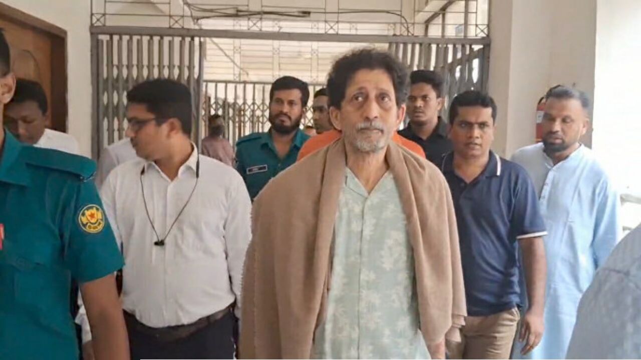 হত্যা মামলায় অর্থনীতিবিদ আবুল বারকাতের জামিন, কারামুক্তিতে বাধা নেই