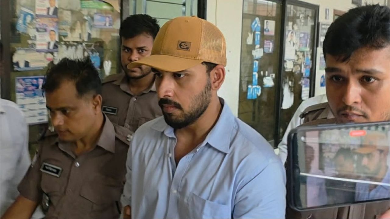 জামিন না পেয়ে কারাগারে অভিনেতা জাহের আলভী