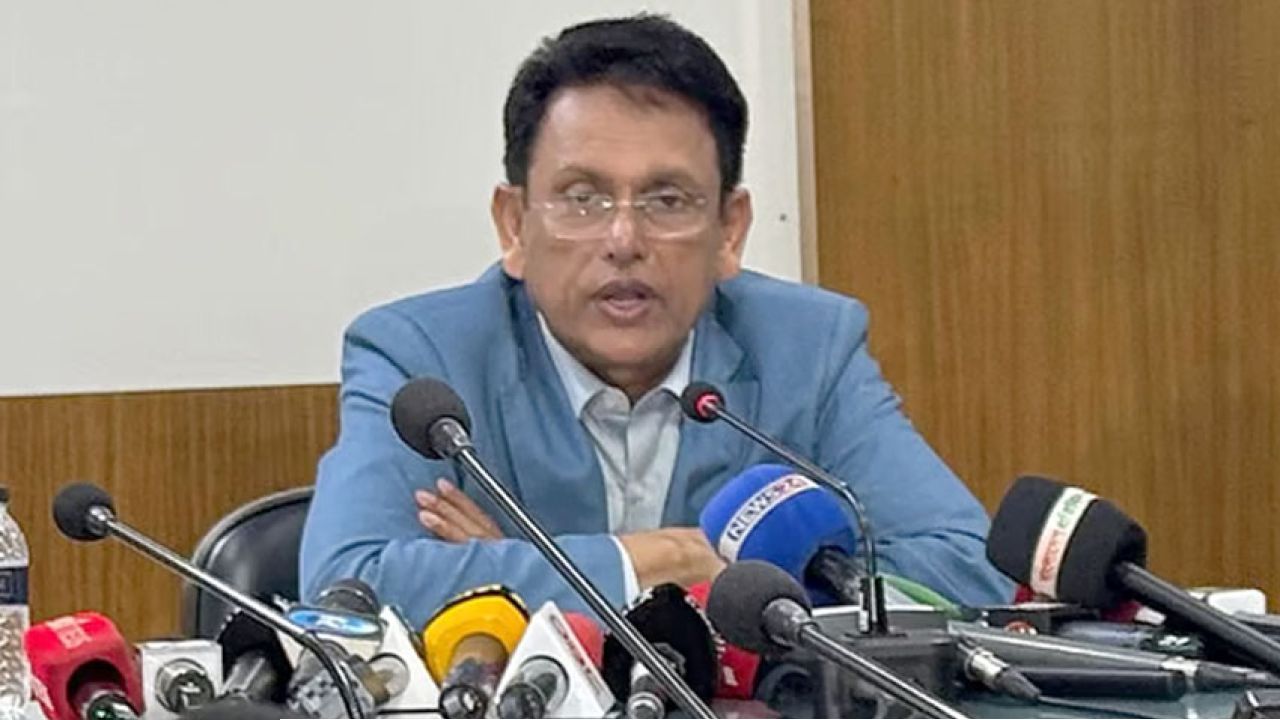 ষষ্ঠ শ্রেণি থেকেই বাধ্যতামূলক কারিগরি শিক্ষাঃ শিক্ষামন্ত্রী