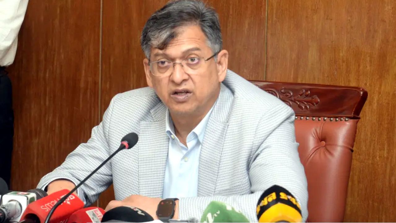 আওয়ামী লীগ নিয়ে বিস্ফোরক মন্তব্য স্বরাষ্ট্রমন্ত্রীর!