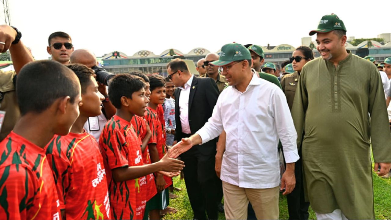 শিক্ষার্থীদের বহুমুখী দক্ষতা অর্জনের আহ্বান প্রধানমন্ত্রীর