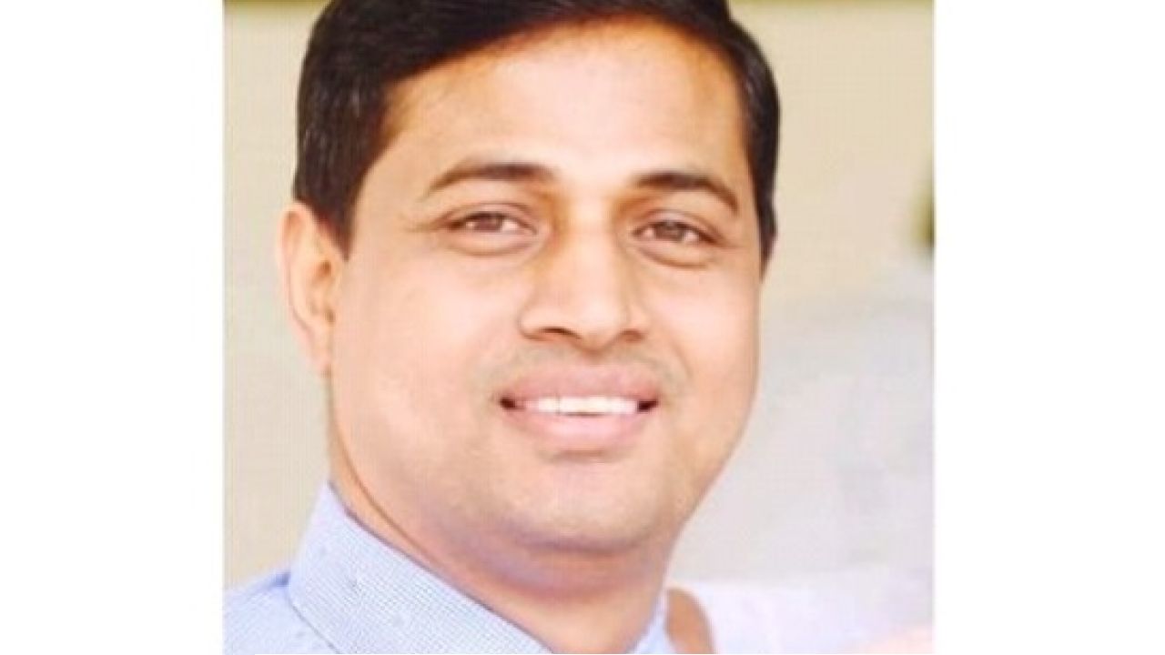 মামলার আসামি হয়েও স্বপদে ফিরতে তৎপর সাবরেজিস্ট্রার মনিরুল