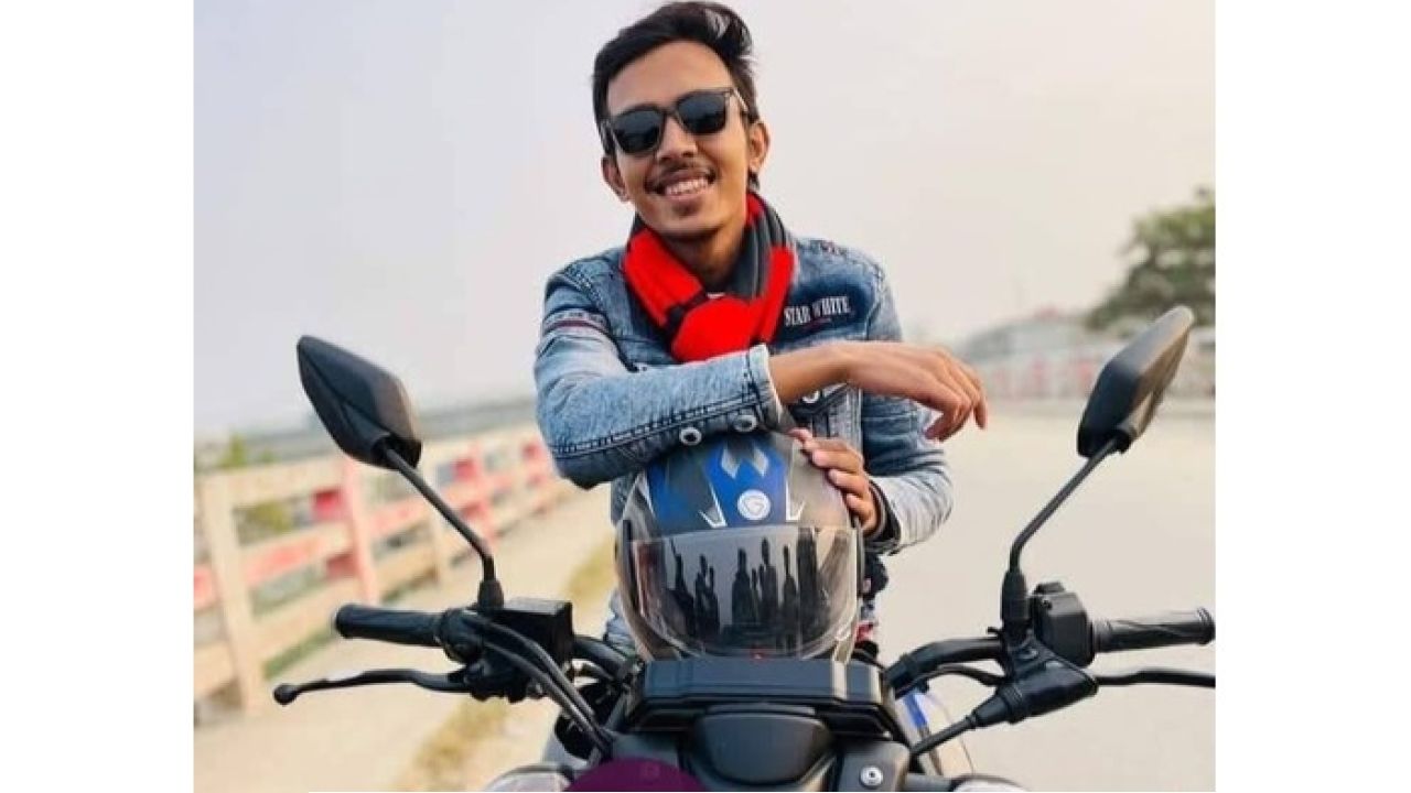 ছাত্রদলের নেতা সারাফাত সহ ৩ জনের বিরুদ্ধে মামলা 