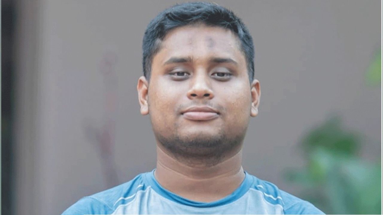 সংসদে সুসম গণতন্ত্রের রীতি মানছেননা হাসনাত আবদুল্লাহ