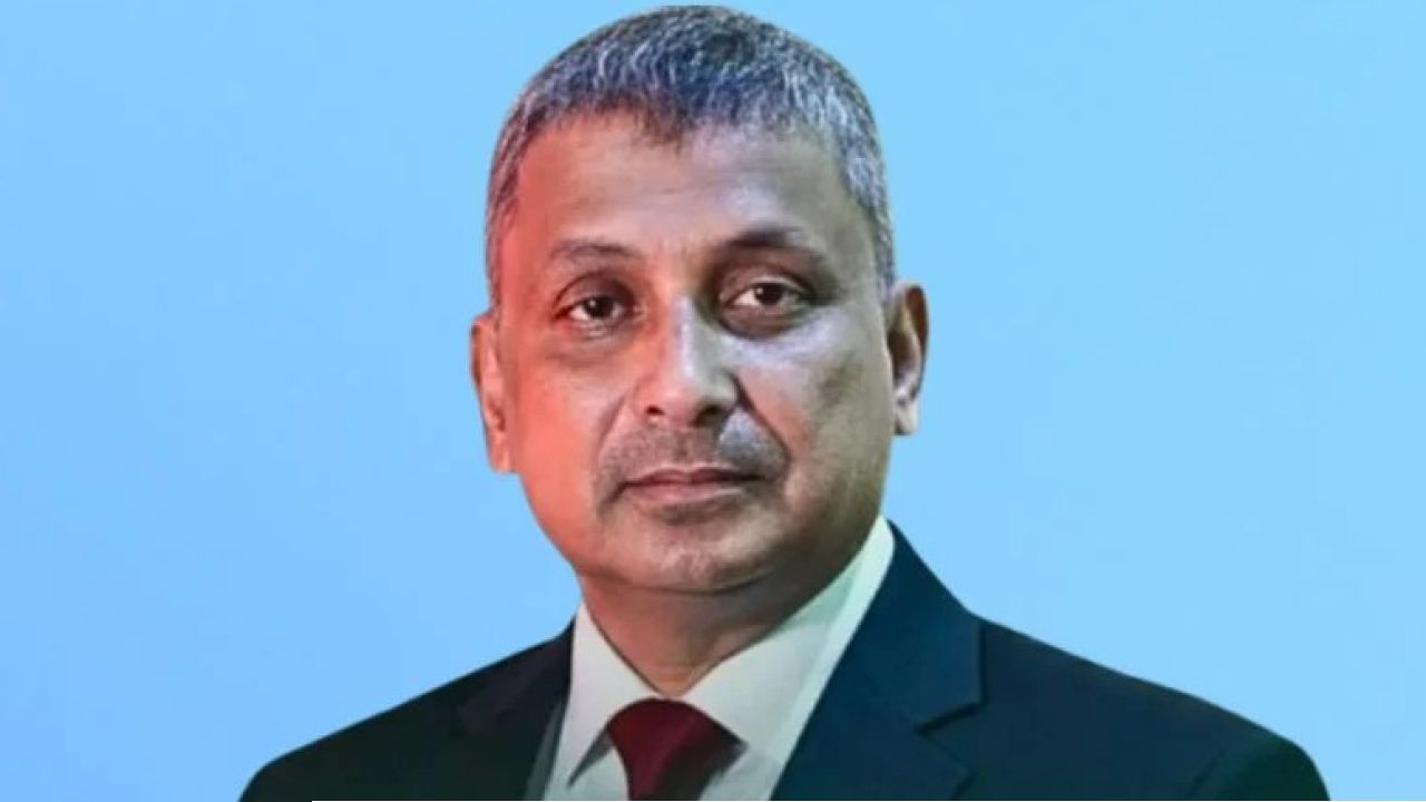 হাইকোর্টের রায়ের পর আজ শপথ সারোয়ার আলমগীরের