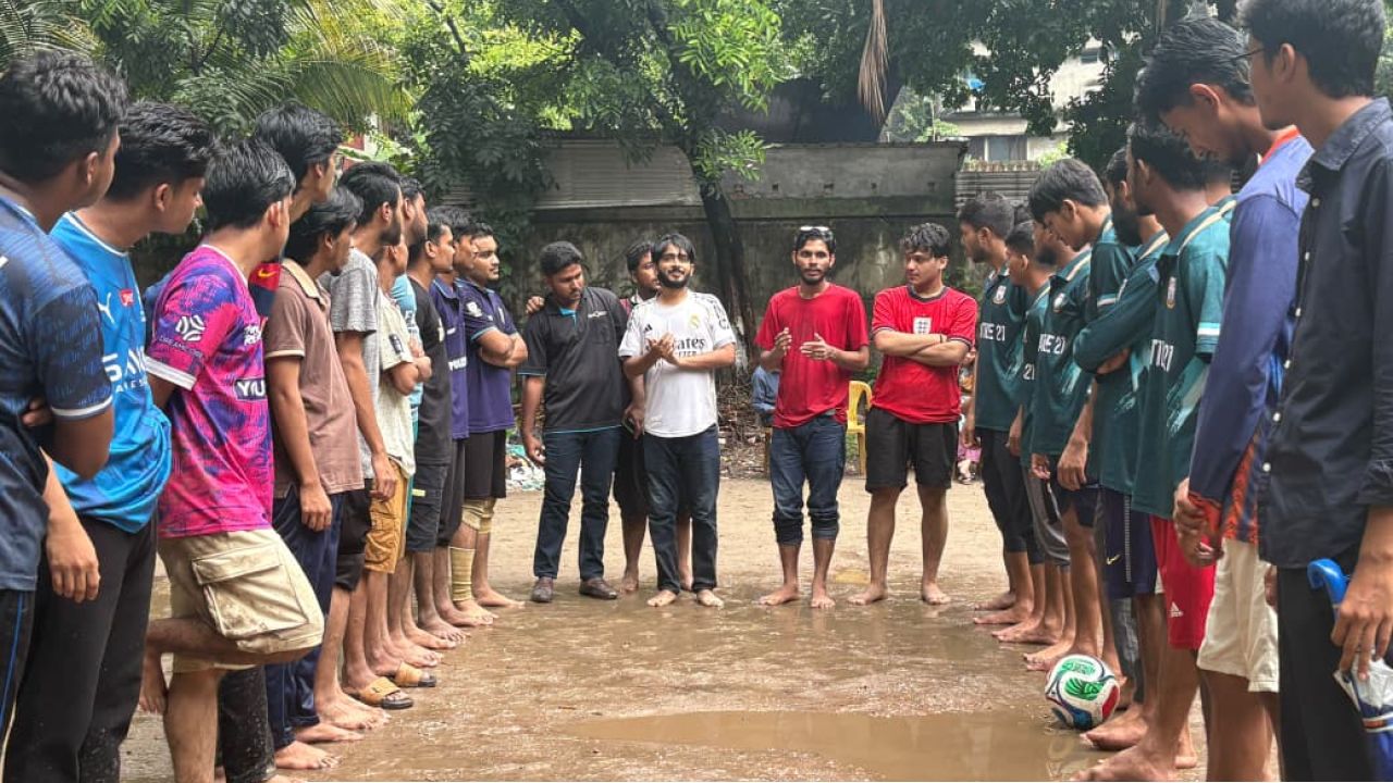 একতা ও সৌহার্দ্যের বার্তায় জবিতে প্রীতি ফুটবল টুর্নামেন্টের যাত্রা