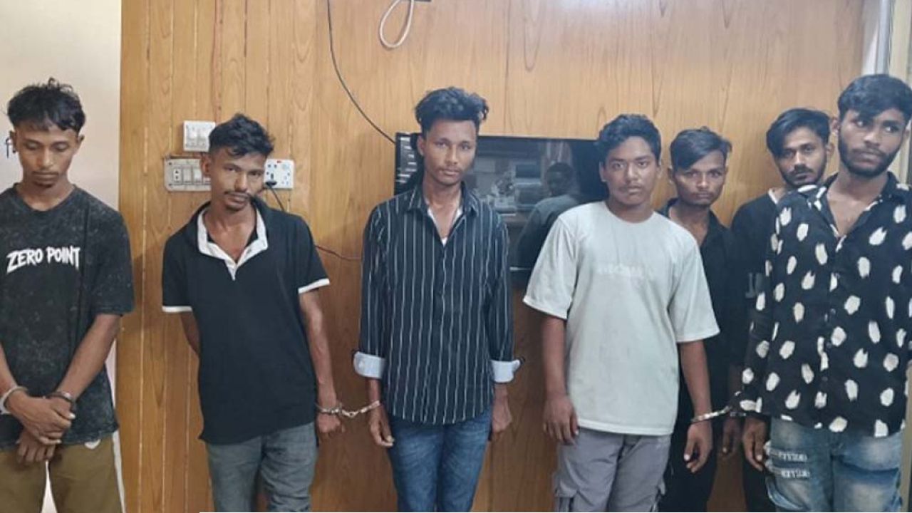 শাহবাগে 