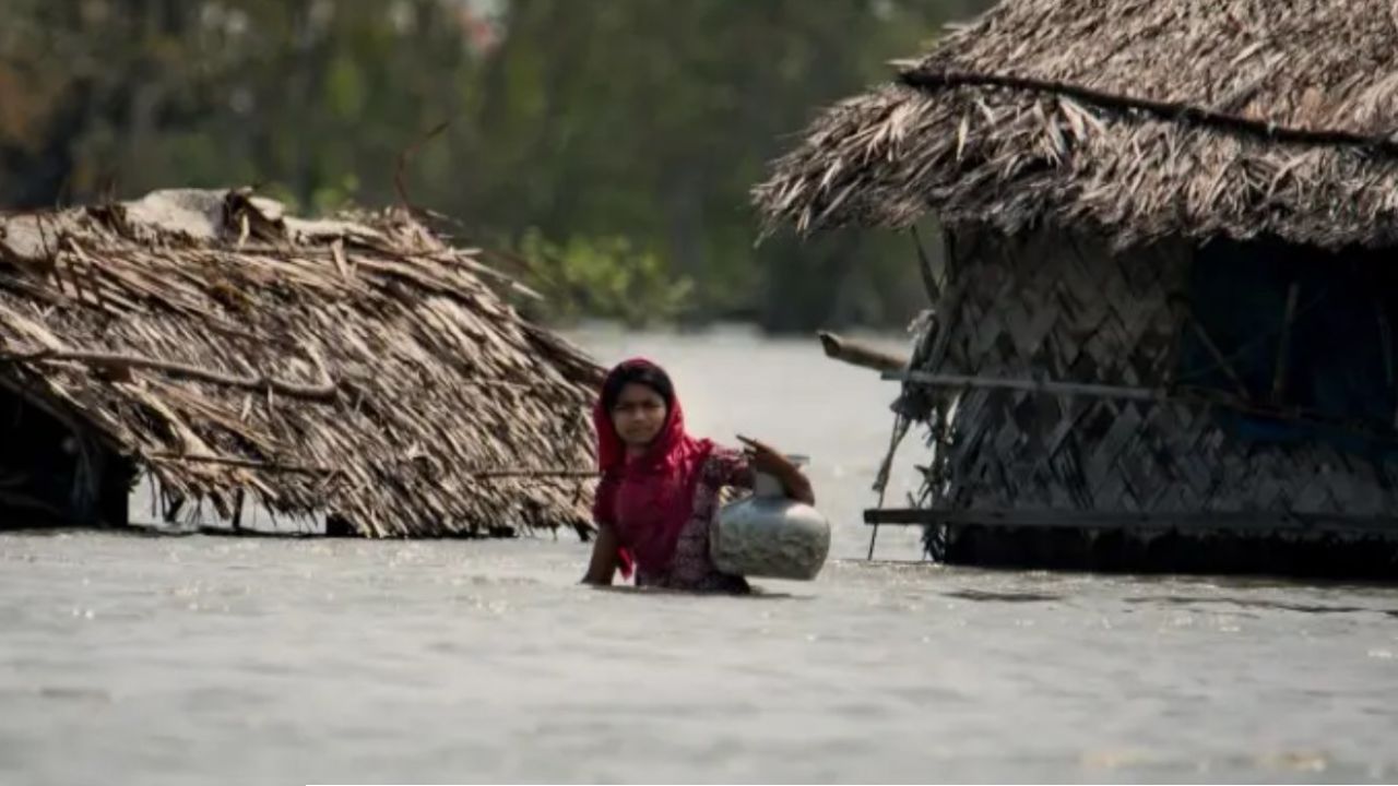 চট্টগ্রাম বিভাগে বন্যায় প্রাণহানি ৩৯, দুর্ভোগে ৯ লাখ মানুষ