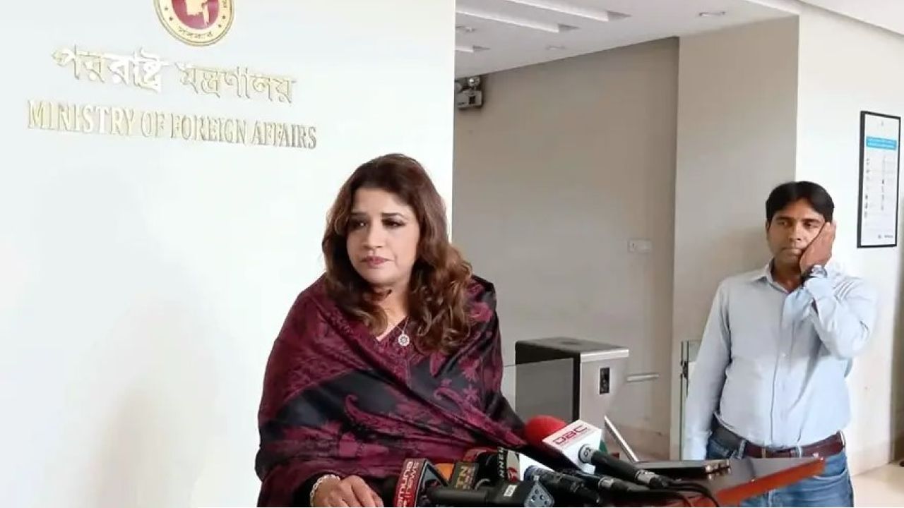 শেখ হাসিনা দেশে এলে সঙ্গে সঙ্গেই গ্রেপ্তার হবেন: শামা ওবায়েদ