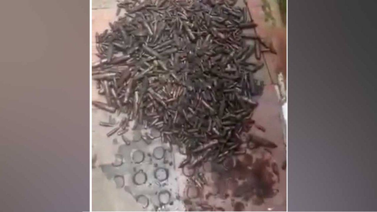 চট্টগ্রামে নালা থেকে বস্তাবন্দি দেড় হাজারের বেশি বুলেট উদ্ধার