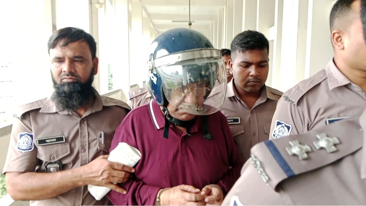 সম্পদ বিবরণী দাখিল না করায় সাবেক ডেপুটি গভর্নর এস কে সুরের ৩ বছরের কারাদণ্ড