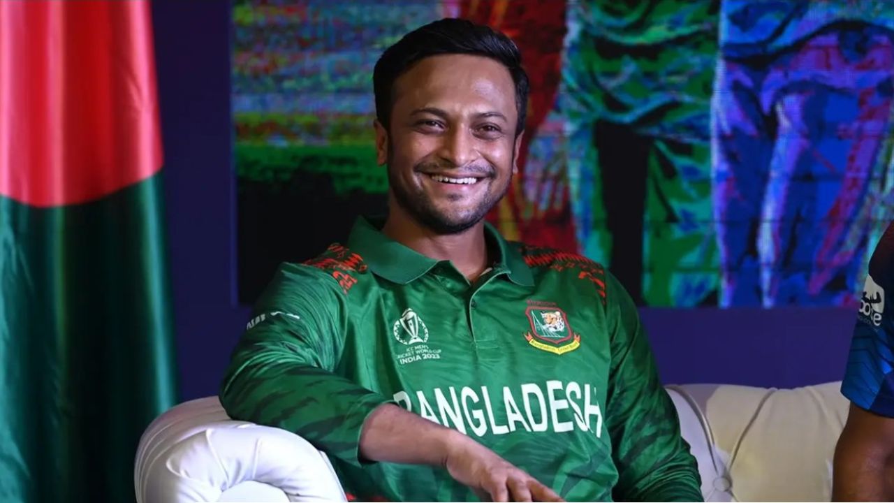 আশা করি খুব শিগগিরই দেশে ফিরব: সাকিব
