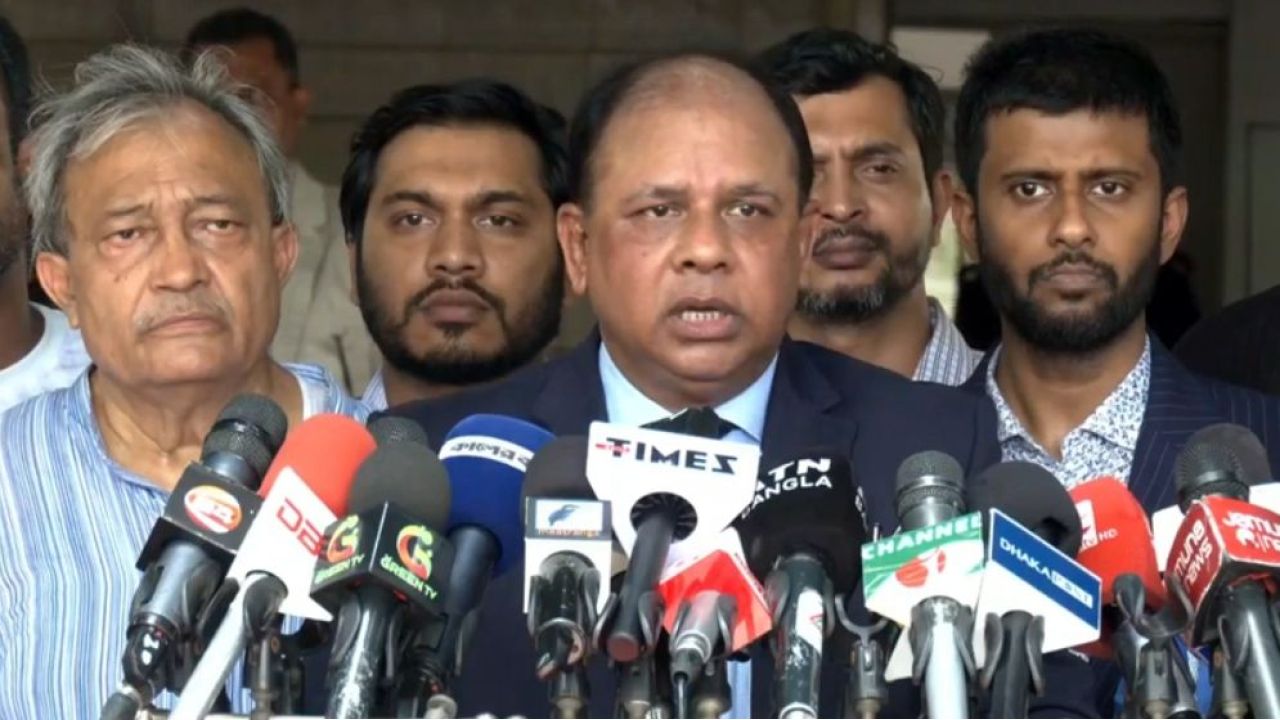 স্বরাষ্ট্রমন্ত্রীকে টিএফআই সেলে আটকে রাখা হয়েছিল, দাবি চিফ প্রসিকিউটরের