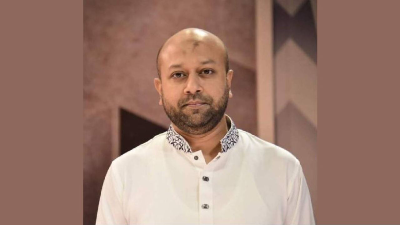 ঢাবি নিয়ে ‘অবমাননাকর বক্তব্য’, ব্যারিস্টার ফুয়াদের বিরুদ্ধে আইনি নোটিশ