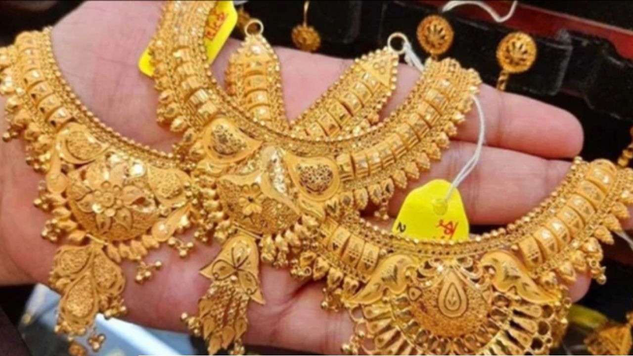 ফের বাড়লো স্বর্ণের দাম, ভরি কত