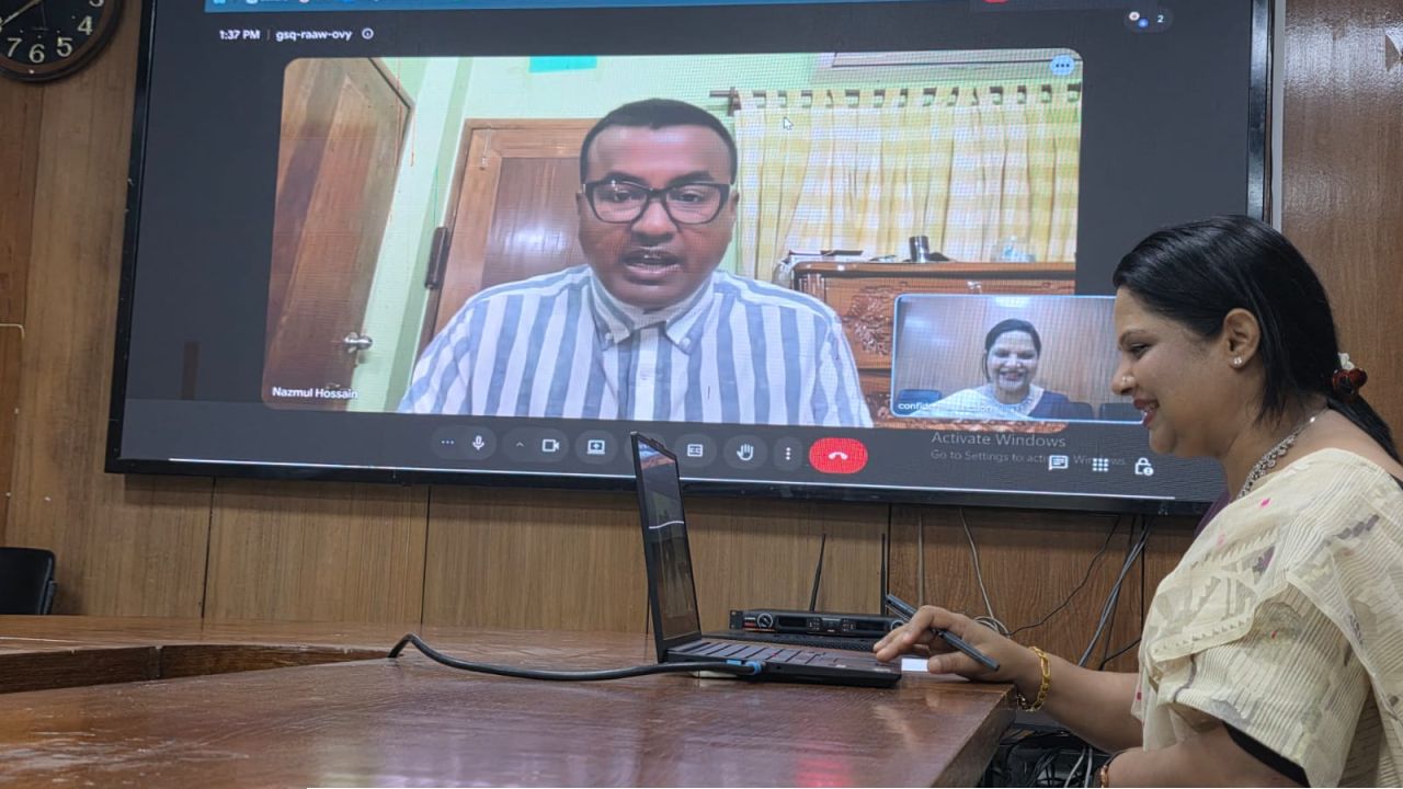 হ্যালো ডিসিতে এখন সেবা পাচ্ছে প্রবাসীরাও