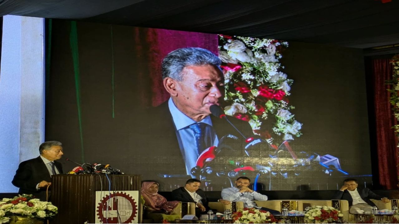 আ.লীগ ৫০-৬০ হাজার কোটি টাকা বিদ্যুৎ খাতে বাকি রেখে গেছে: আমির খসরু