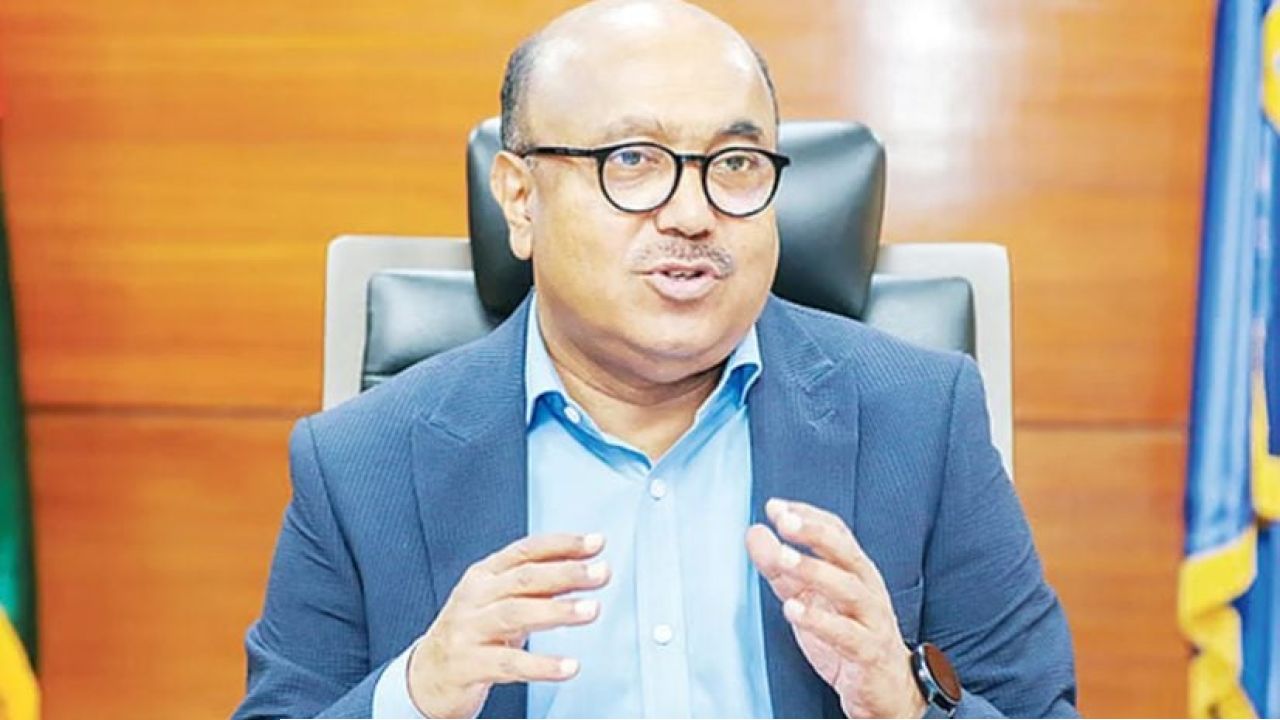 পদত্যাগ করছেন পিএসসির চেয়ারম্যান মোবাশ্বের