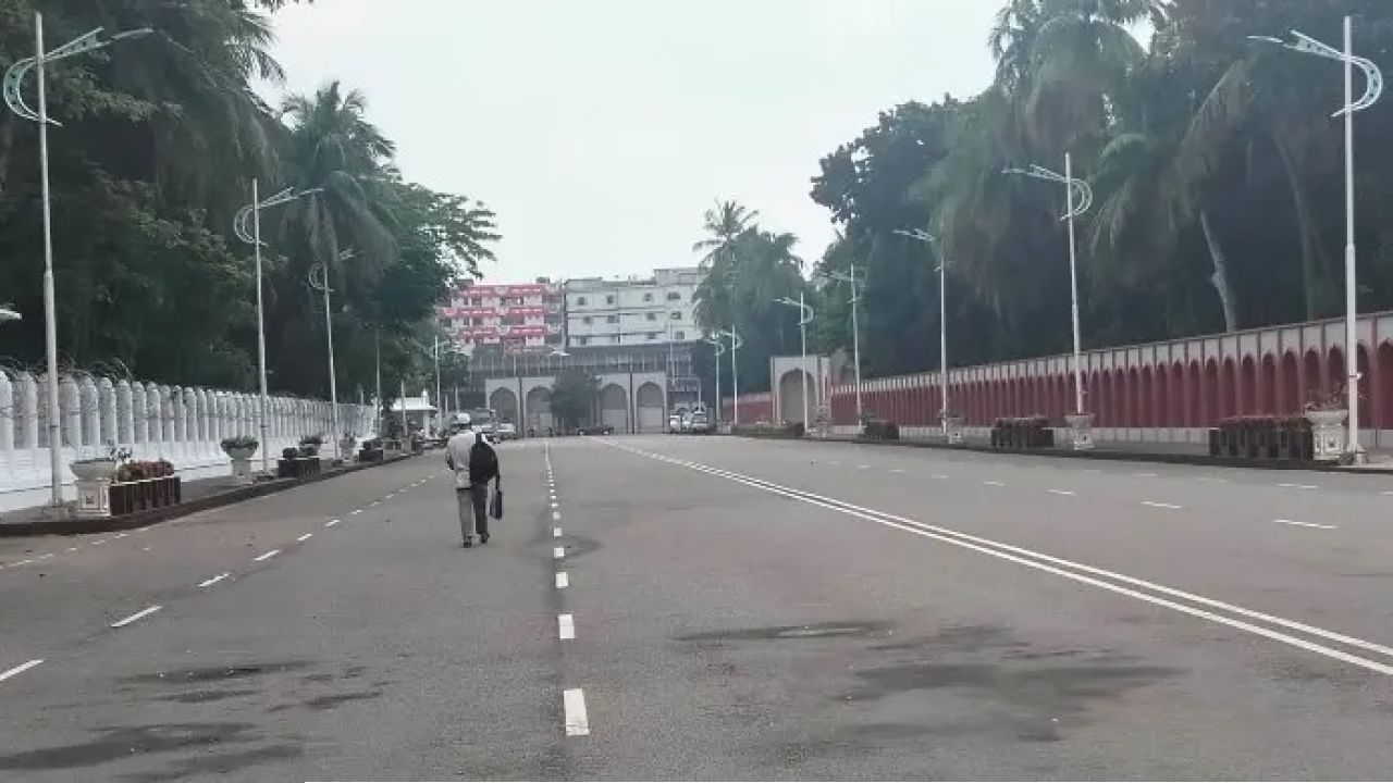 নতুন রাষ্ট্রপতির শপথ ঘিরে বদলে গেল বঙ্গভবনের চিত্র