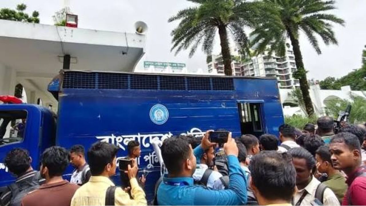 দীপু মনির স্বামীর জানাজায় গিয়ে গ্রেপ্তার ছাত্রলীগ নেতা কারাগারে