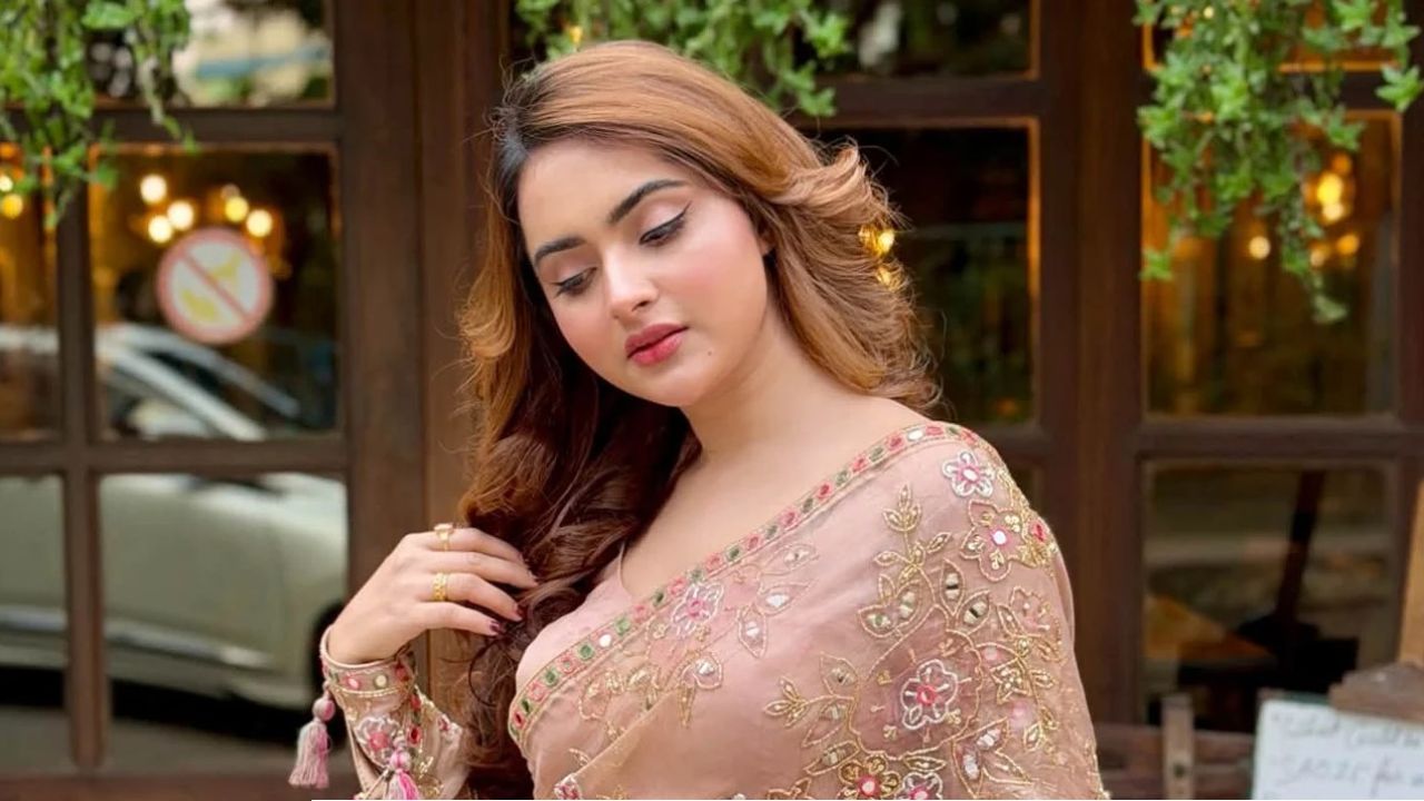 কেয়া পায়েলের তিলের রহস্য কি?