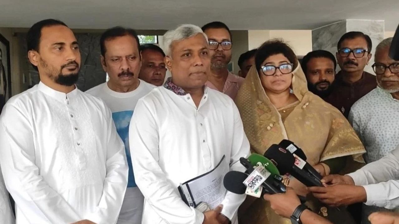 তেলের দামে বড় স্বস্তি, আপাতত বাড়ানোর পরিকল্পনা নেই: জ্বালানি প্রতিমন্ত্রী