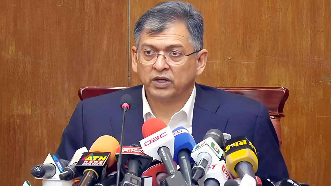 সালমানের স্টুডিও হামলা: চাঁদাবাজির অভিযোগ নিয়ে স্বরাষ্ট্রমন্ত্রীর প্রশ্ন