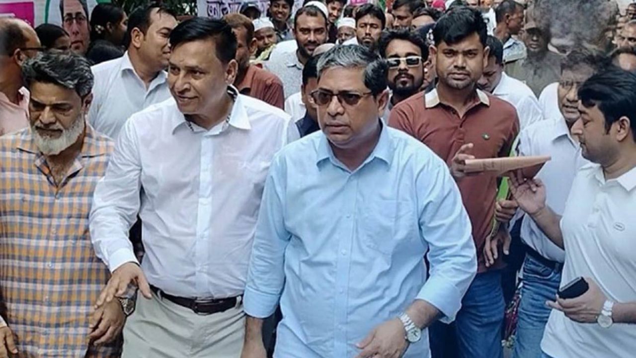 লংমার্চে তেল-গ্যাস অপচয় করে বিভ্রান্তির চেষ্টা: মীর শাহে আলম