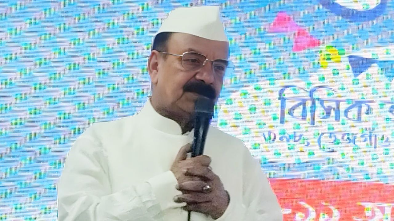 সরকারি দপ্তরে আটকে না রেখে ফাইলের চাকা ঘোরাতে হবে: গয়েশ্বর