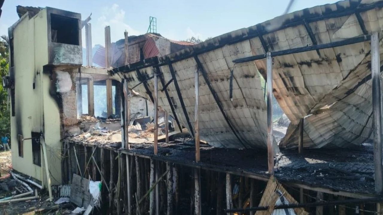 কক্সবাজারের ইনানীতে রিসোর্টে অগ্নিকাণ্ডে নিহত বেড়ে ৯