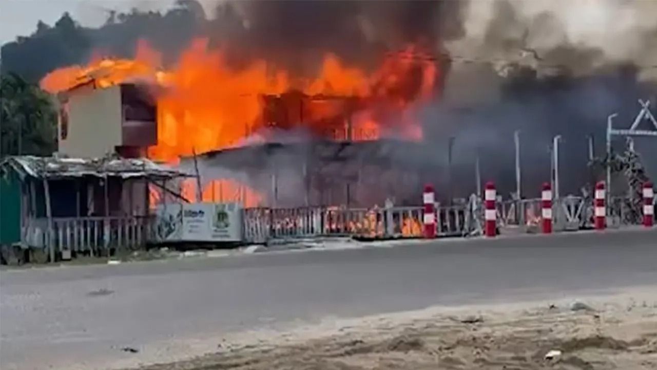 ইনানীতে রিসোর্টে আগুনে নিহত ১০, একই পরিবারের ৬ জন