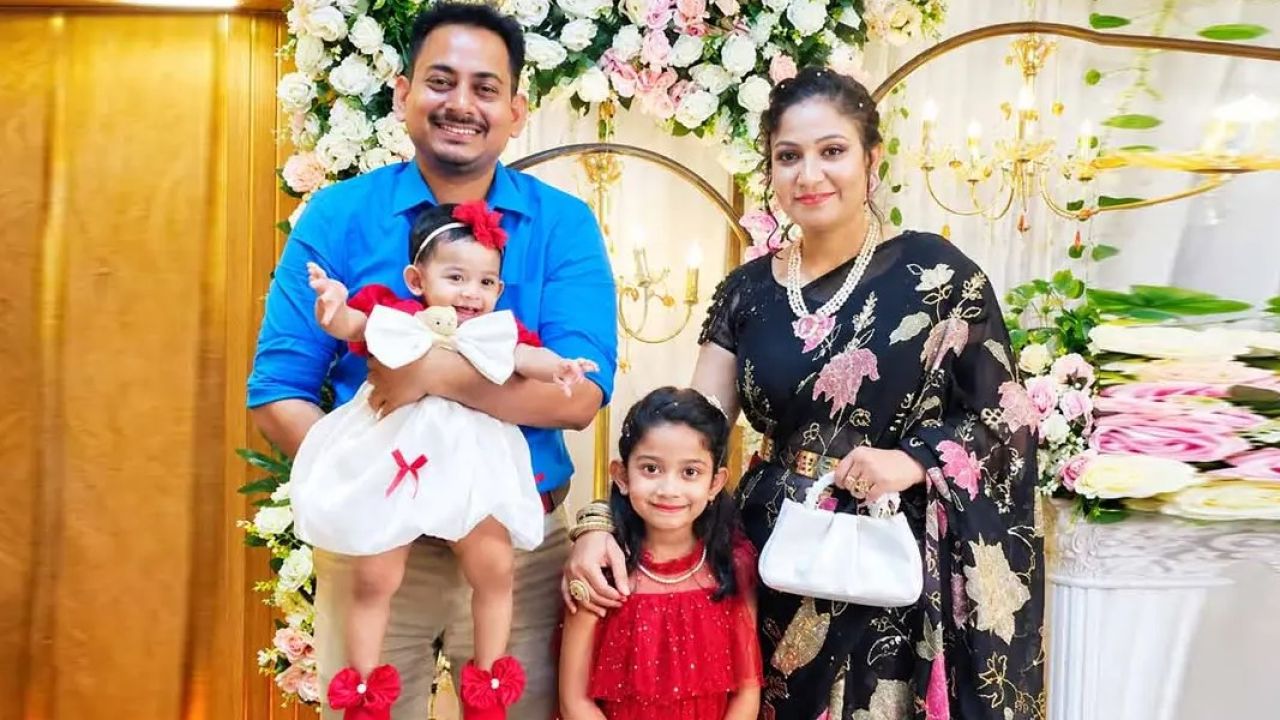 কক্সবাজারে রিসোর্টে আগুন: দুই মেয়েসহ যশোরের দম্পতি নিখোঁজ